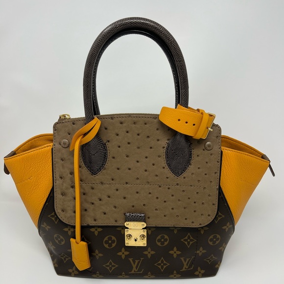 Louis Vuitton Limited Edition Ocre Majestueux PM - Picture 2 of 12